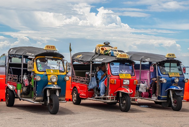 Elektrische tuktuks: veelzijdigheid en voordelen voor de moderne stad